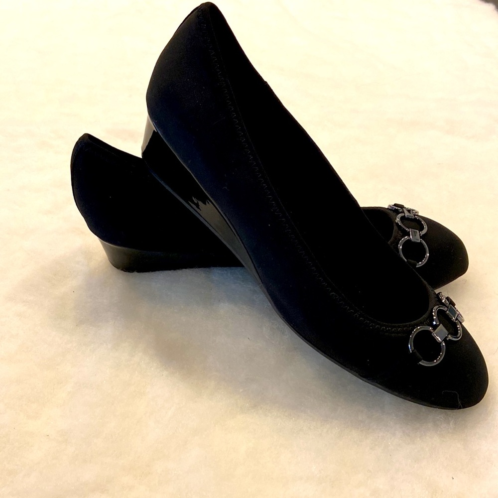 New Bandolino B-Flexible Wedge Shoes